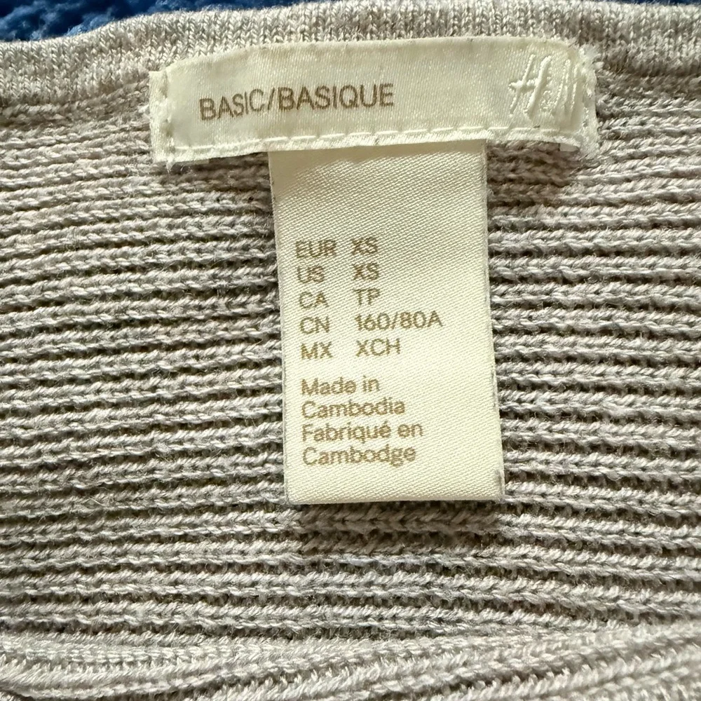 ☃️H&M Basic Ribbed Knit Top - Gray - Picture 3 of 4